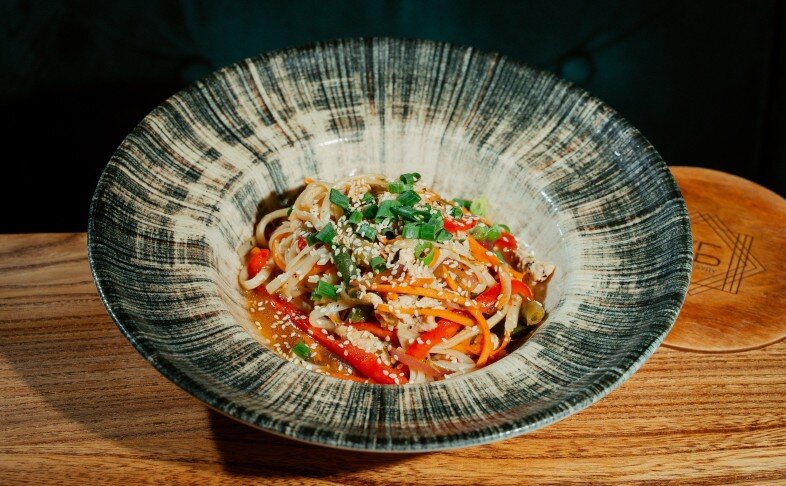 Удон с курицей