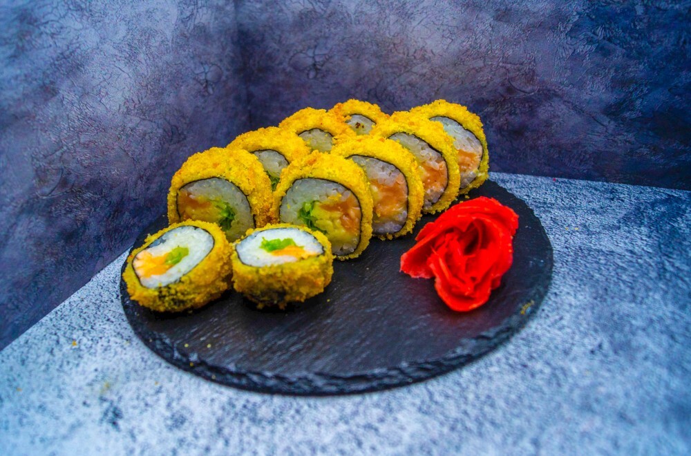 Ролл жареный «Аляска»