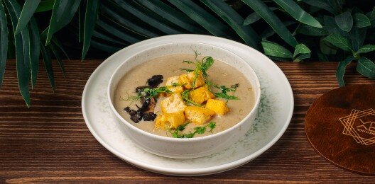 Грибной крем суп с трюфельным маслом