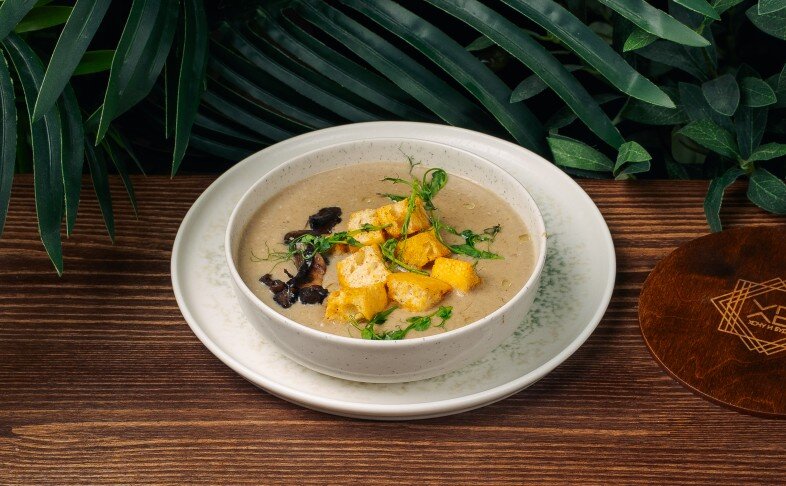 Грибной крем суп с трюфельным маслом