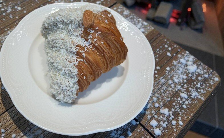 Круассан "Рафаэлло"