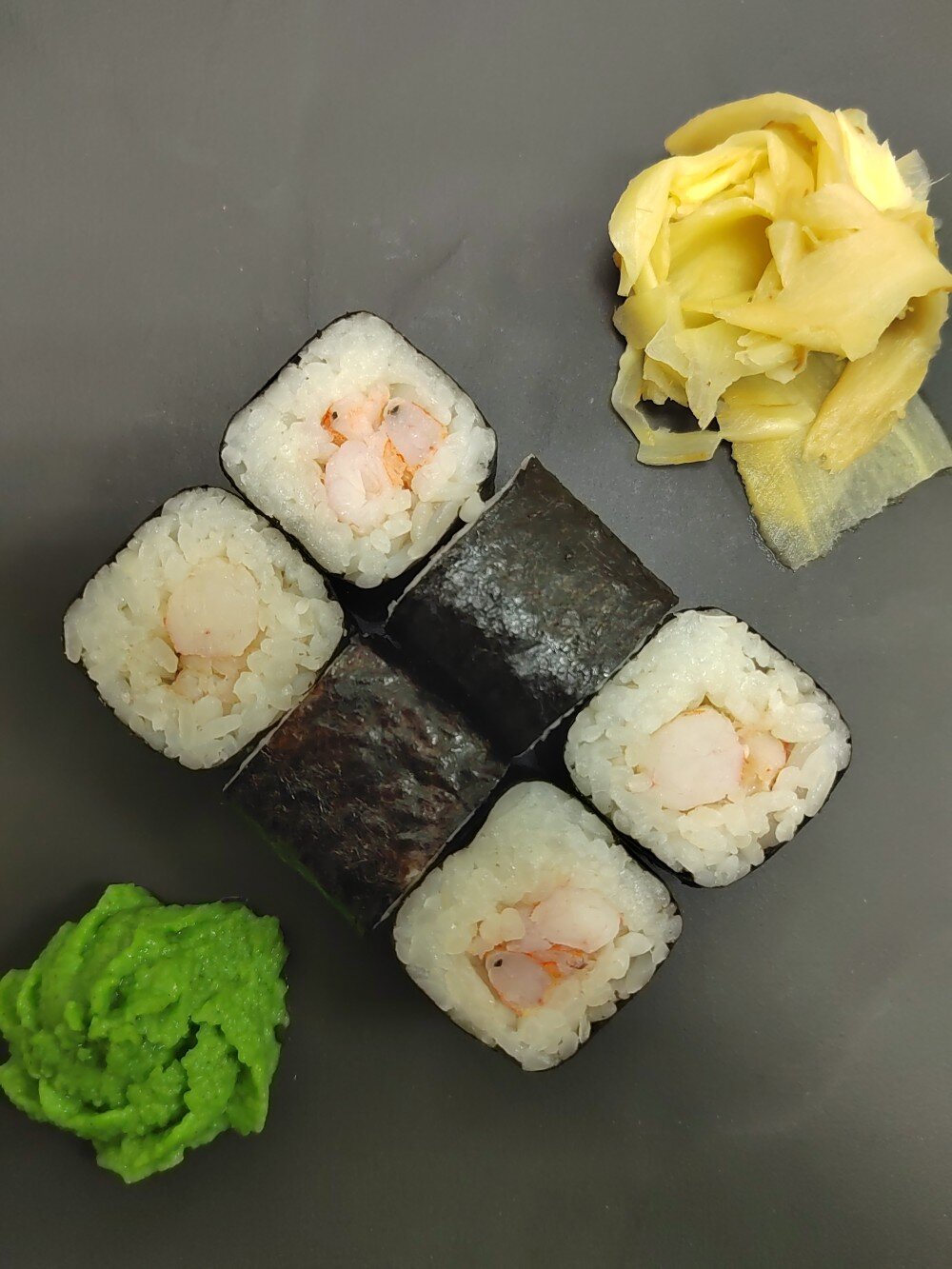 Хосомаки с креветкой