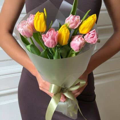 Букет из 9 тюльпанов "Нежный"