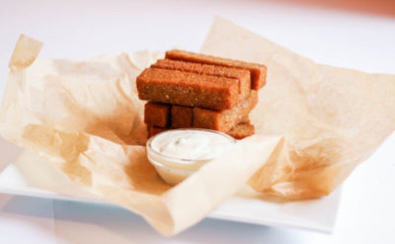 Гренки с чесночные с сыром Пармезан