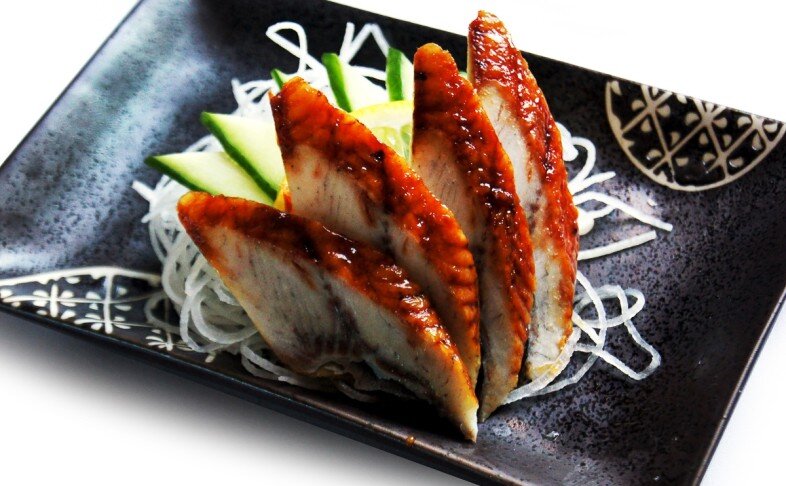 070 Сашими Унаги