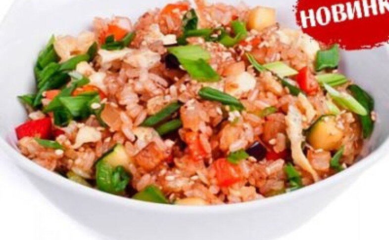 1443 Чахан с курицей с соусом Чили