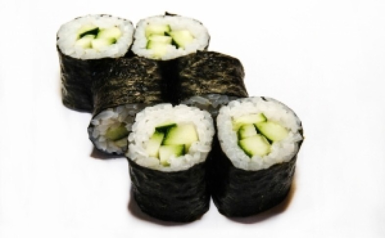 «Капа» маки (ролл с огурцом)