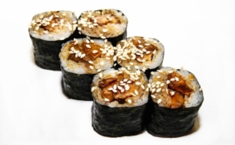 «Унаги» маки (ролл с угрем)