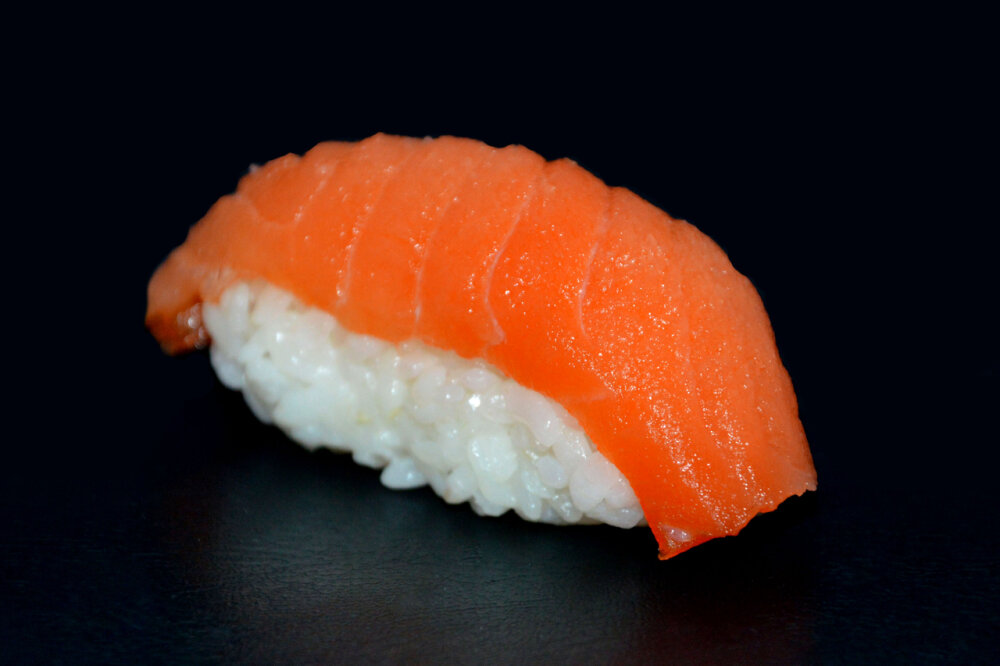Суши «Сяке кунсей лосось»