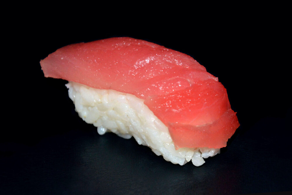 Суши «Магуро тунец»