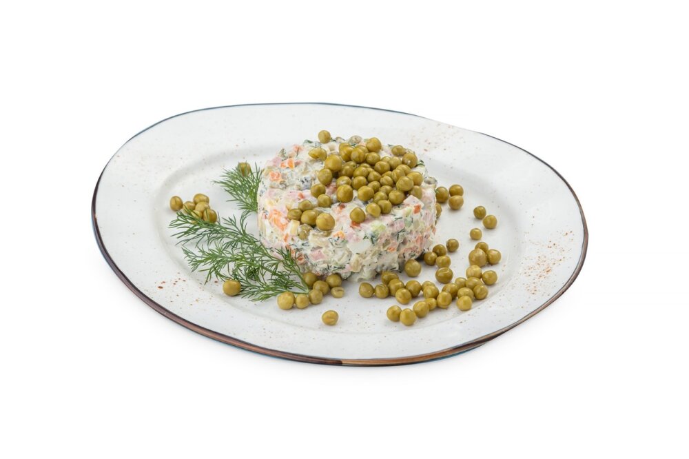Салат «Оливье» с мясом