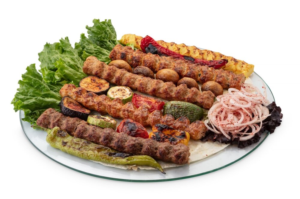 Ребрышки, семечки к пиву в кульке