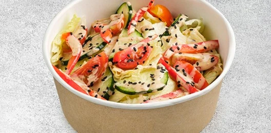 Салат овощной с ореховым соусом