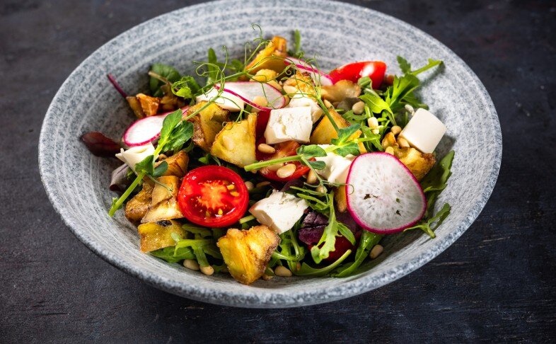 Салат с баклажаном и сыром