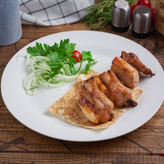 Свиные рёбрышки на углях