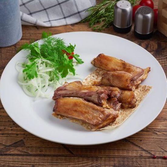 Бараньи рёбрышки на углях