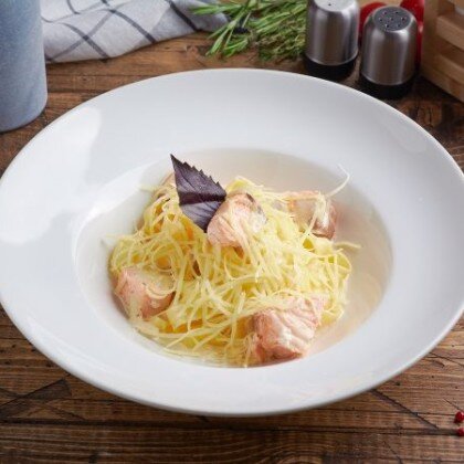 Фетучини с лососем