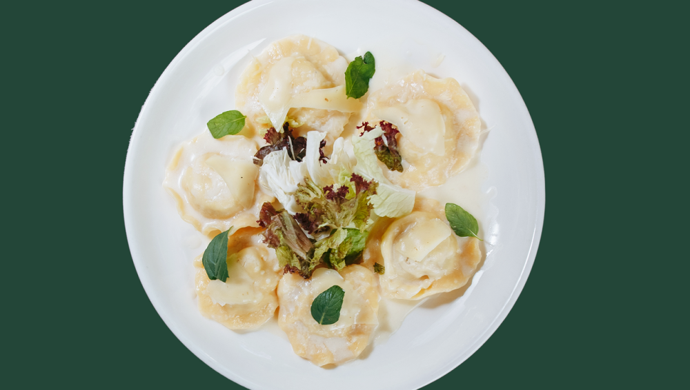 Равиоли с красной рыбой и сыром