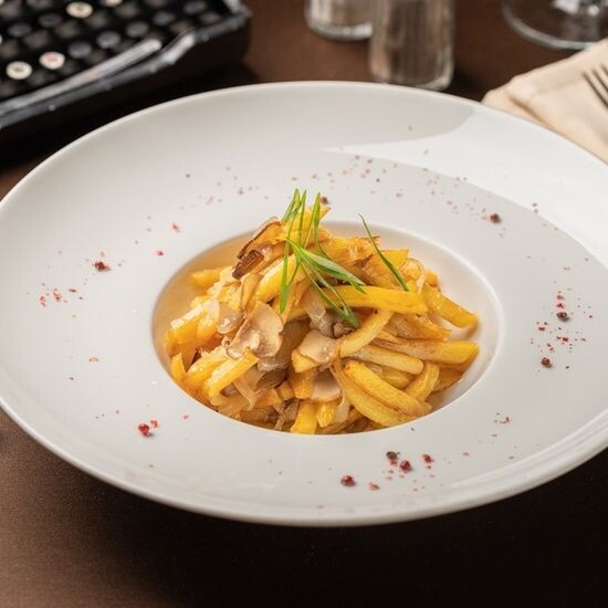 Картофель жареный с грибами