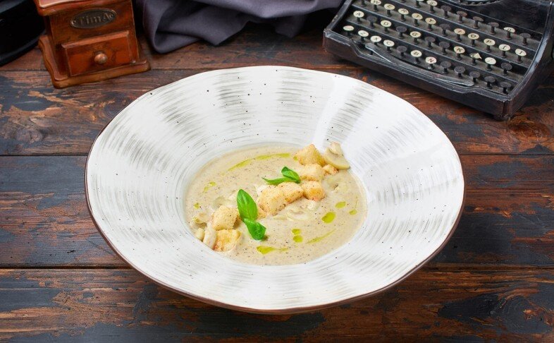 Крем суп  грибной с гренками