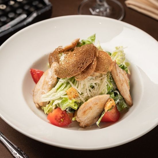 Цезарь с курицей