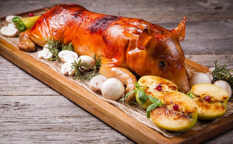 Поросенок фаршированный гречневой кашей с белыми грибами