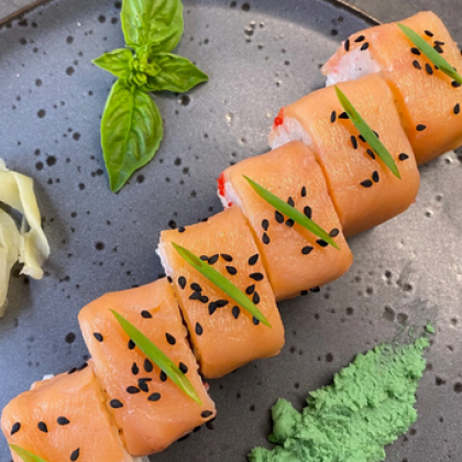 Ролл «Филадельфия с лососем и огурцом»