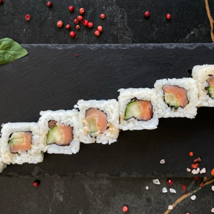 Ролл «Острый лосось»