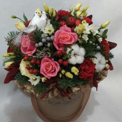 Цветы в коробке «Влюбленная Пара» art 382