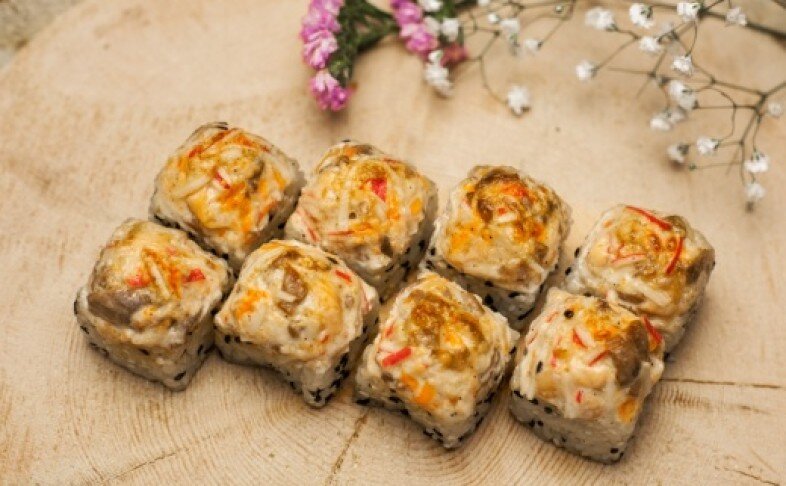 Ролл «Запеченный Саке»