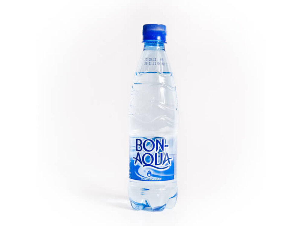 Бутылка воды 0 5 л. Bon Aqua 0.5 негазированная. Вода Bonaqua негазированная 1л. Вода питьевая Bonaqua негазированная 0.5 л. Вода Бонаква газированная 0.5л.