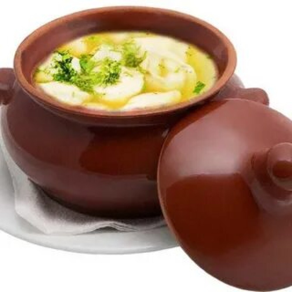 Пельмени в горшочке с грибами