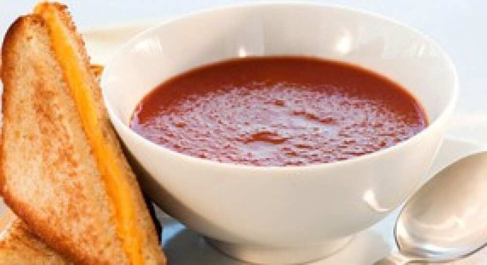 Томатный крем-суп c креветками