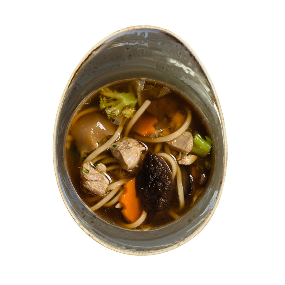Куриный суп с лапшой и грибами Шиитаке