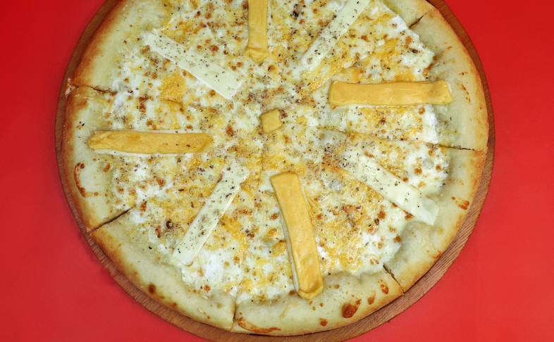 Пицца «Шесть сыра»