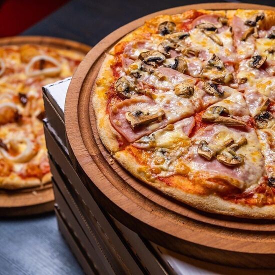 Пицца "Ветчина и грибы"