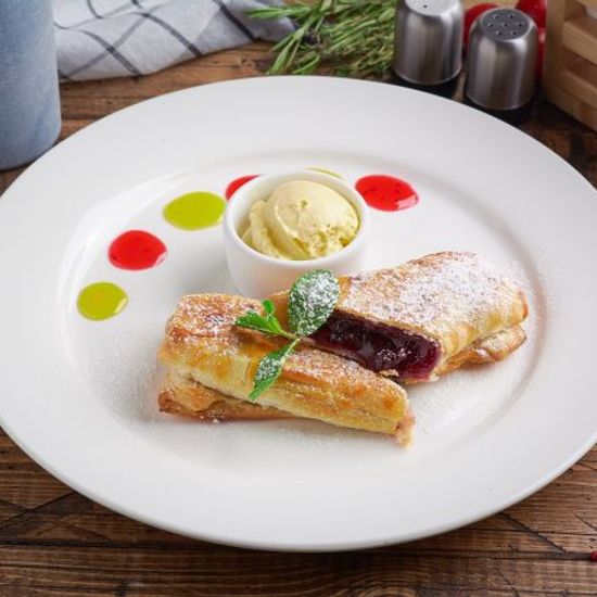 Штрудель вишнёвый