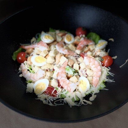 Салат «Цезарь» с креветками