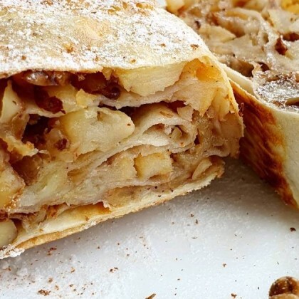 Штрудель с яблоком