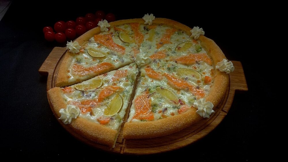 Пицца «Лосось броколи»