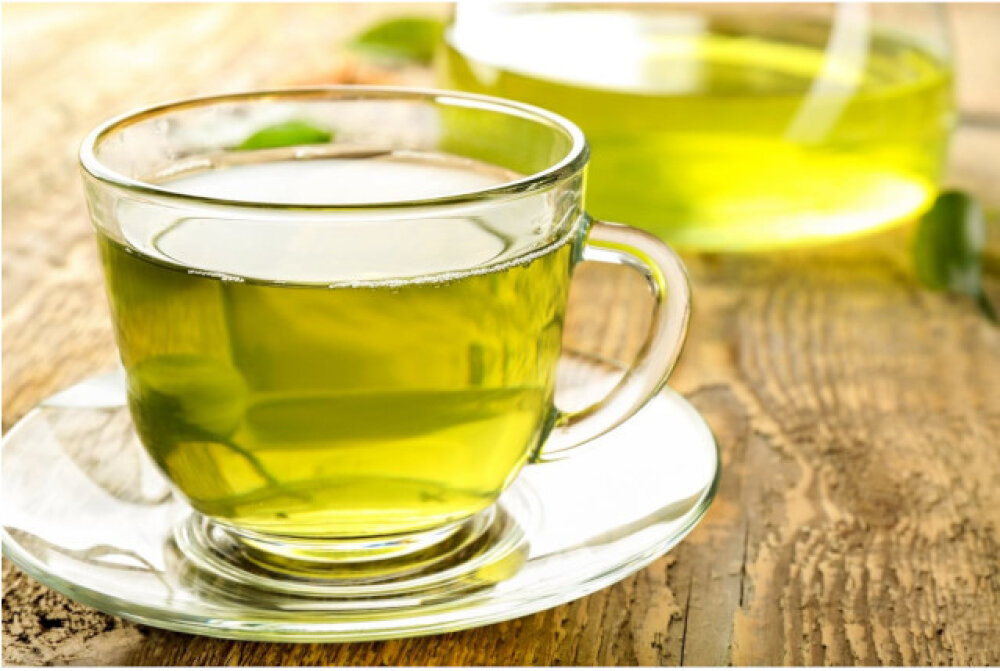 Чай зеленый с сахаром и лимоном
