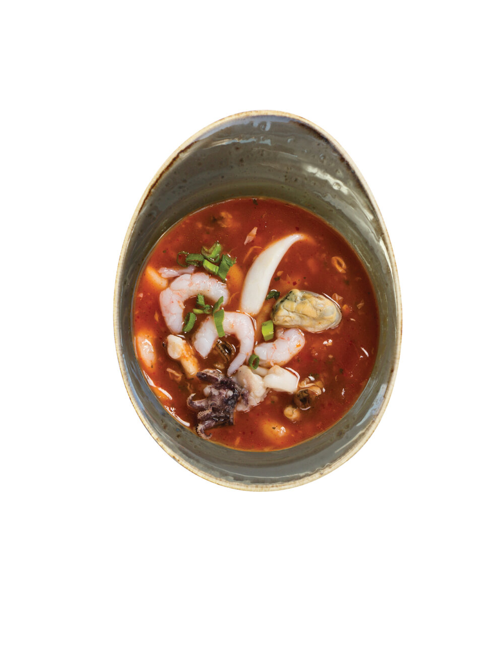 Pikantna zupa pomidorowa z owocami morza