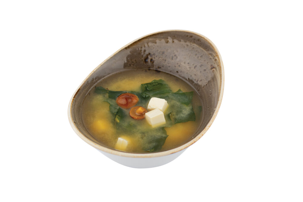 Zupa miso z grzybami Nameko i serem tofu