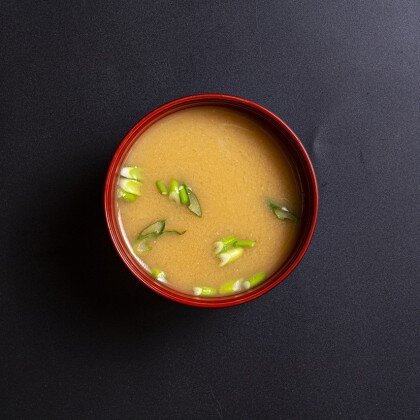 Мисо сиро с тофу и вакаме