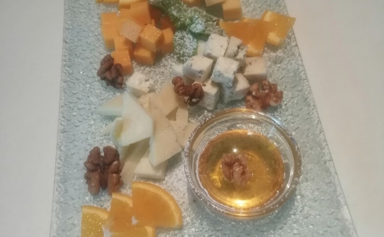 Сырная тарелка