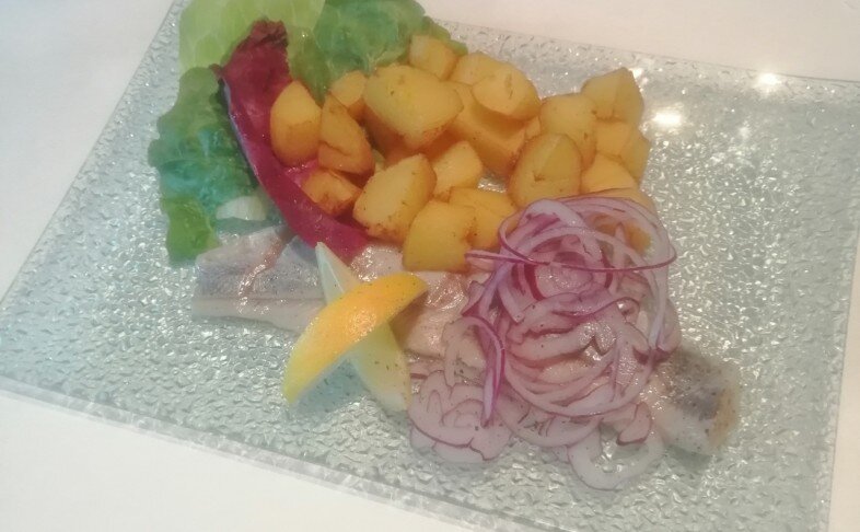 Сельдь с картофелем