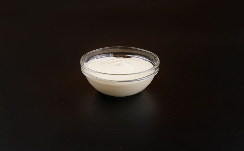 Соус чесночный в соуснике