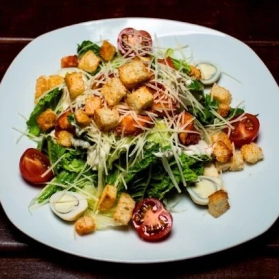 Салат «Цезарь» с куриным филе