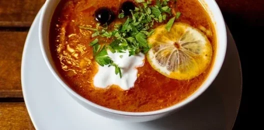 Солянка сборная мясная