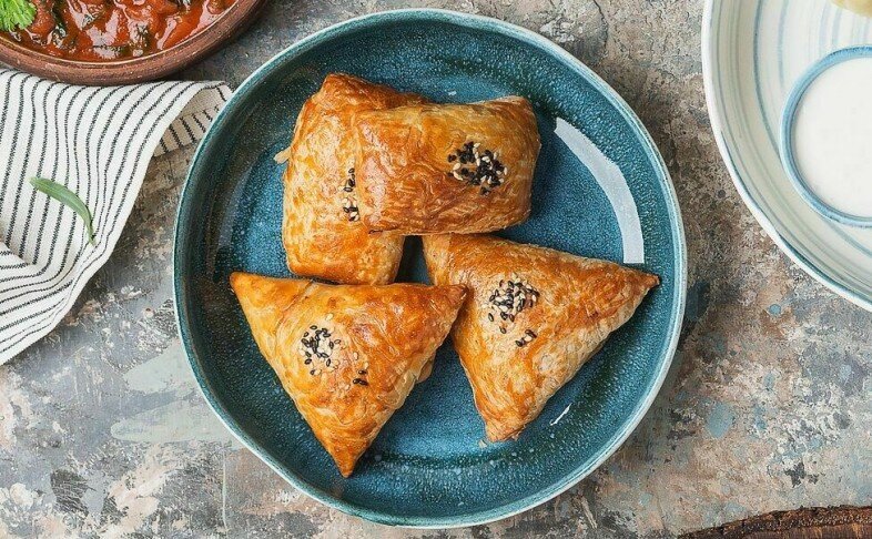 Самса с курицей